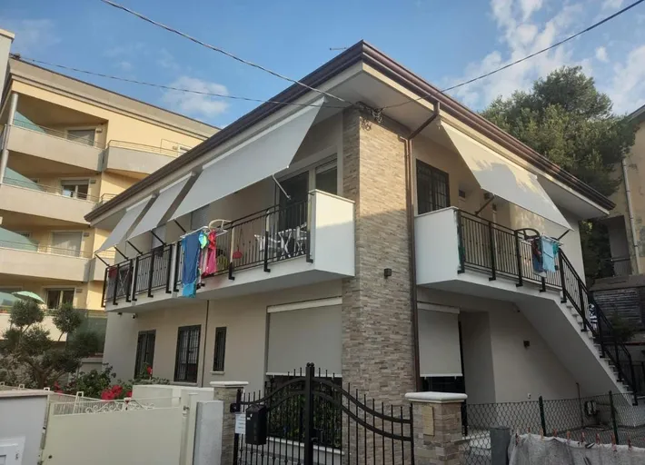 Ferienwohnung für 4 Personen, mit Balkon und Ausblick - 1