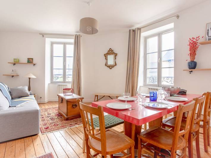Gîte pour 6 personnes, avec terrasse dans Office de Tourisme de Cancale
