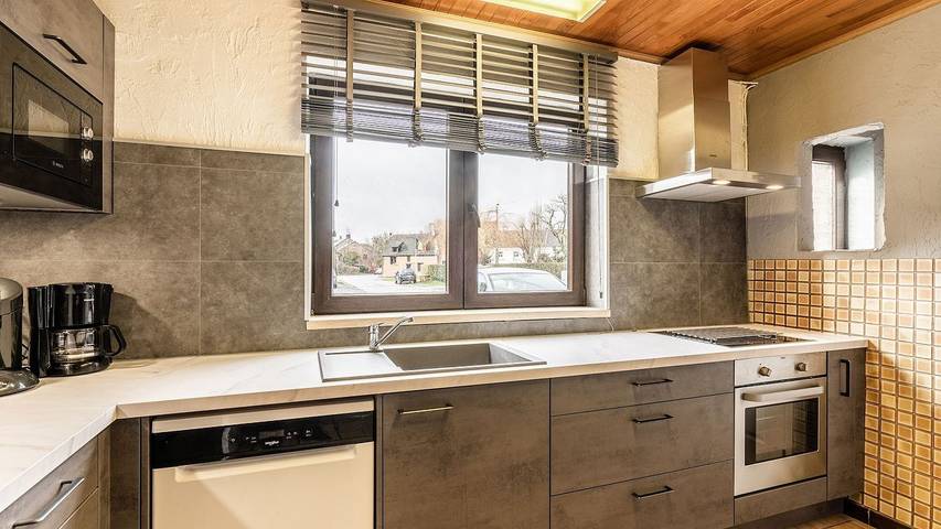 Ferme pour 9 personnes, avec jardin dans Lessive - 4