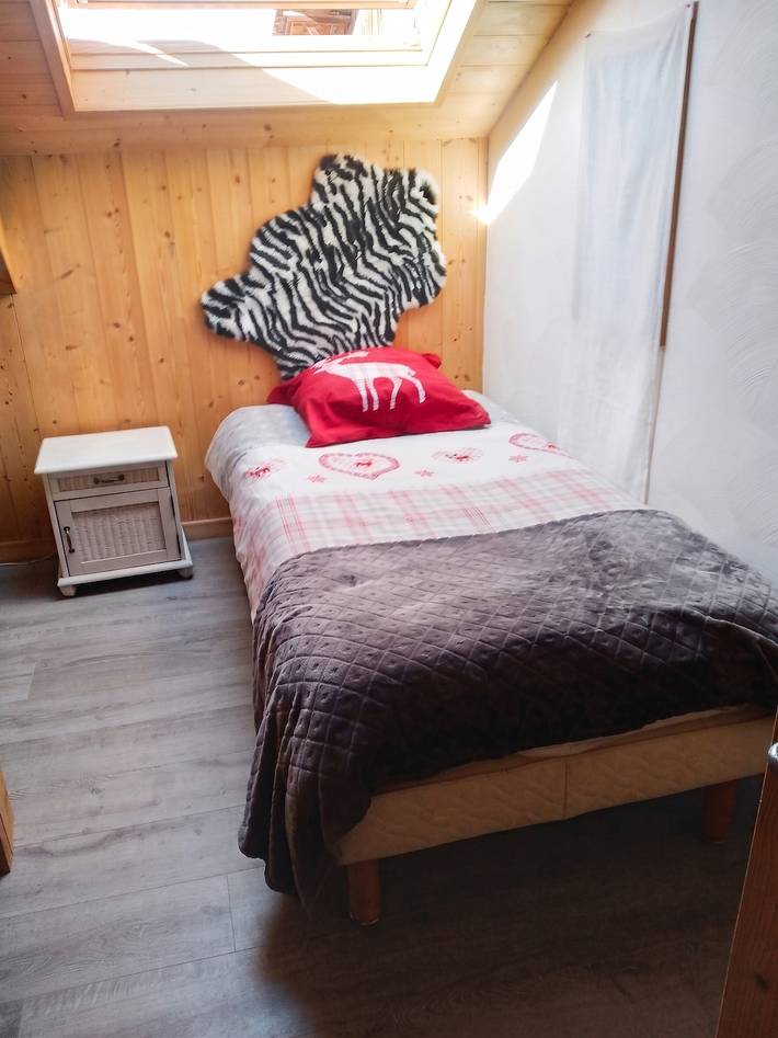 Studio entier, Studio confortable à Taninges, 25 m² avec vue sur jardin in Taninges, Région de Bonneville