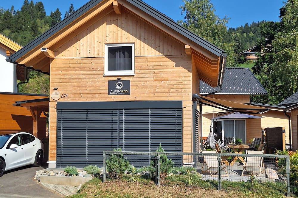 Komfortabler Luxus, Ski-in-Ski-out, Freibad, 500m von Geschäften und Restaurants in Kötschach-Mauthen, Bezirk Hermagor