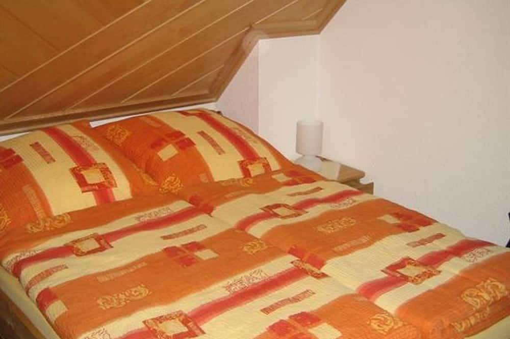 Ganze Wohnung, Ferienwohnung Matthiesen - Appartement/Fewo Nr. 2 rechts , Dusche, Wc in Kieler Förde, Heikendorf