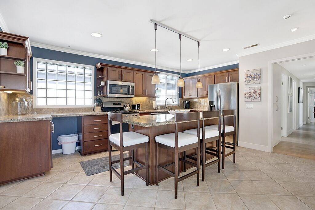 Stay at the Beach in Style! One House from the Sand! in Newport Beach, Orange County