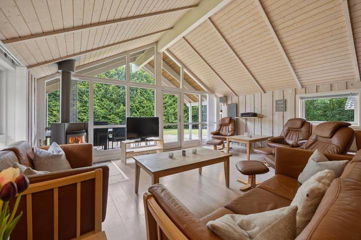 Ferienhaus für 10 Personen, mit Balkon/Terrasse und Whirlpool sowie Garten und Sauna in Südjütland - 3
