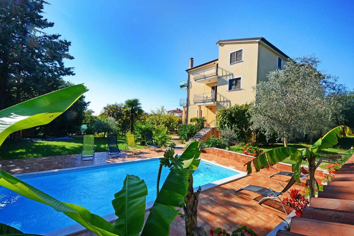 Ganze Ferienwohnung, Ferienwohnung mit Pool zur gemeinsamen Nutzung  in Umag, Umag und Umgebung