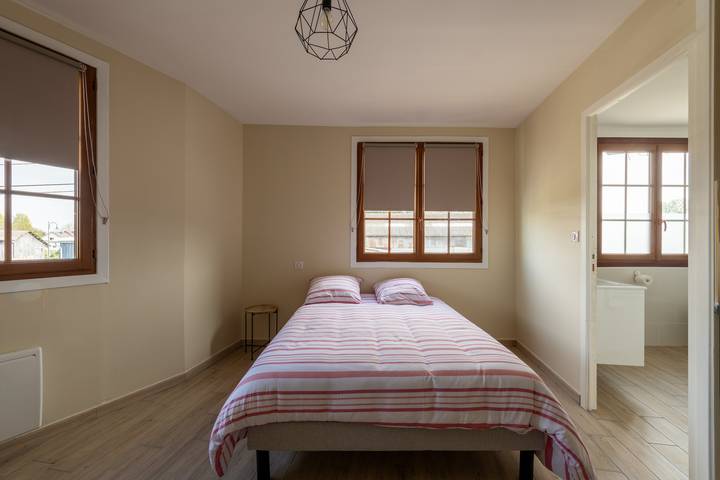 Gîte pour 2 personnes, avec terrasse à Saint-Quentin-la-Motte-Croix-au-Bailly - 3