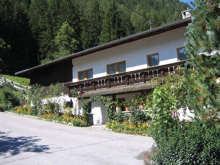 Ganze Ferienwohnung, Ferienhaus Erlstein in Stubaier Alpen, Neustift im Stubaital