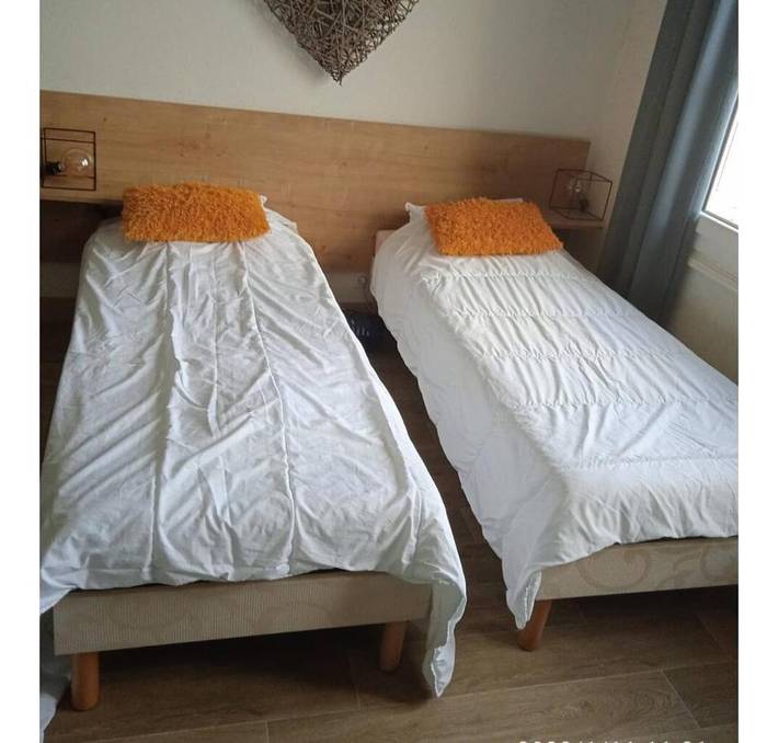 Gîte pour 2 personnes, avec vue et terrasse à Bagnoles-de-l'Orne - 4