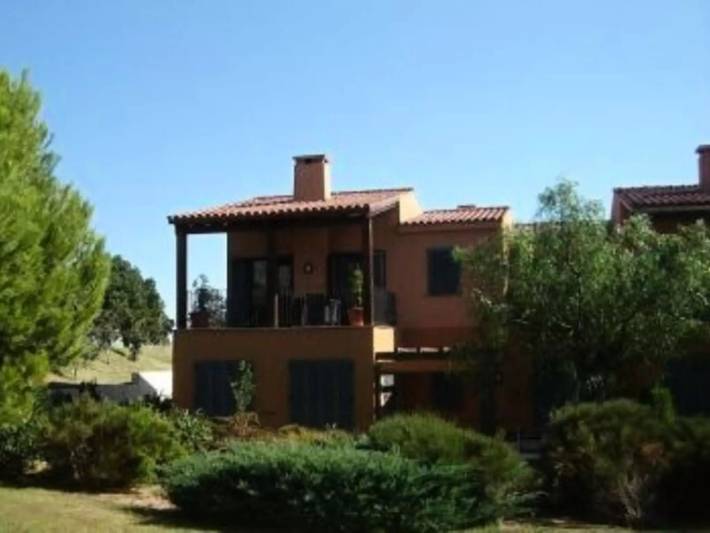 Gîte pour 5 personnes, avec Terrasse ainsi que Jardin et Piscine dans Bonmont Terres Noves