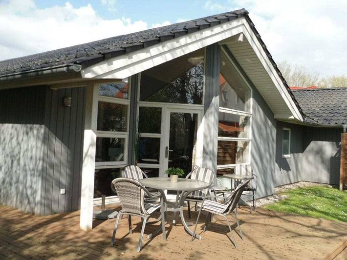 Ferienhaus für 6 Personen, mit Garten und Sauna sowie Terrasse in Kellenhusen - 2