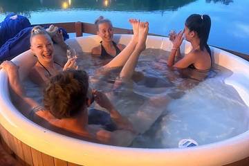 Péniche pour 7 personnes, avec jacuzzi dans Marne