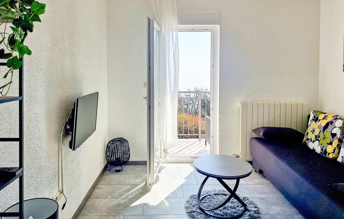 Charmantes Apartment mit Terrasse, Parkplatz und Zugang zum Strand in Icici, Opatija Riviera