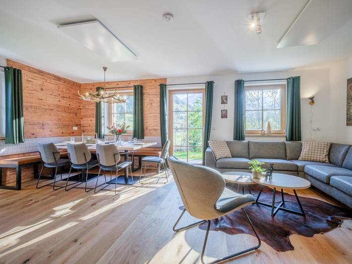Chalet mit Wellness in der Nähe des Skilifts in Rottenmanner und Wölzer Tauern, Irdning-Donnersbachtal
