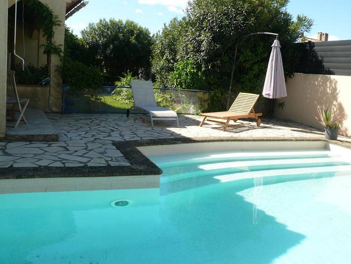 Chambre d’hôte pour 2 personnes, avec Balcon et Terrasse ainsi que Jardin et Piscine