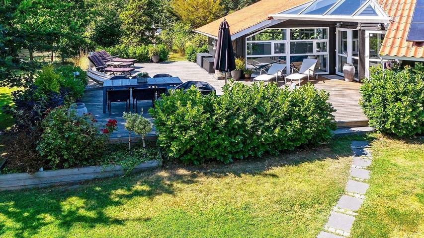 Ferienhaus für 9 Personen, mit Whirlpool und Pool in Gilleleje