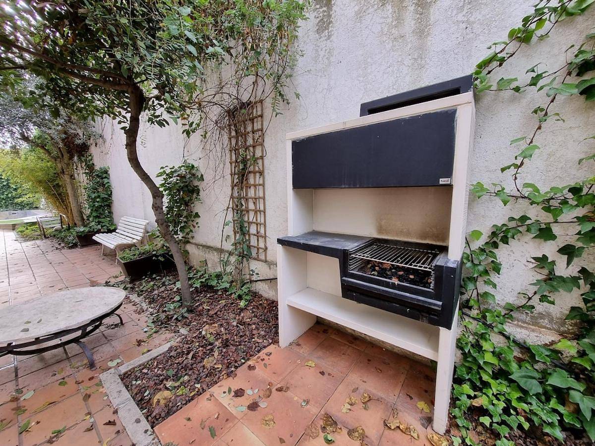 Eight-Bedroom House in Fuencarral-El Pardo, Madrid