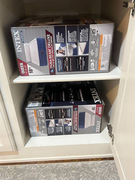 Short term avail! 5 min from Mizzou,Univ Hospital! Family sized,clean,fenced in Columbia (MO), Missouri