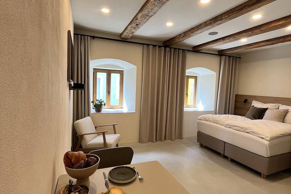 Ganze Wohnung, Hochwertig Eingerichtetes Appartement im Herzen von Windischeschenbach in Windischeschenbach, Naturpark Nördlicher Oberpfälzer Wald