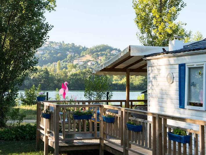 Mobil home pour 6 personnes, avec piscine et terrasse à Condrieu - 4