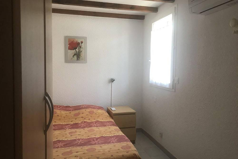 Villa in an exceptional setting on the seafront - Classified *** air-conditioned, Wi-Fi in Portiragnes Plage, Portiragnes
