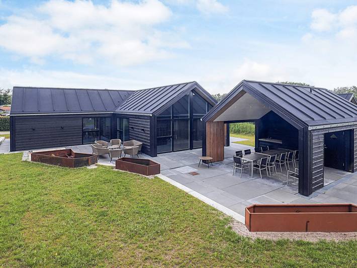 Ferienhaus für 12 Personen, mit Sauna und Terrasse, kinderfreundlich in Øster Hurup - 2