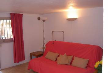 Villa pour 4 Personnes dans Le Lavandou, Région de Toulon, Photo 3