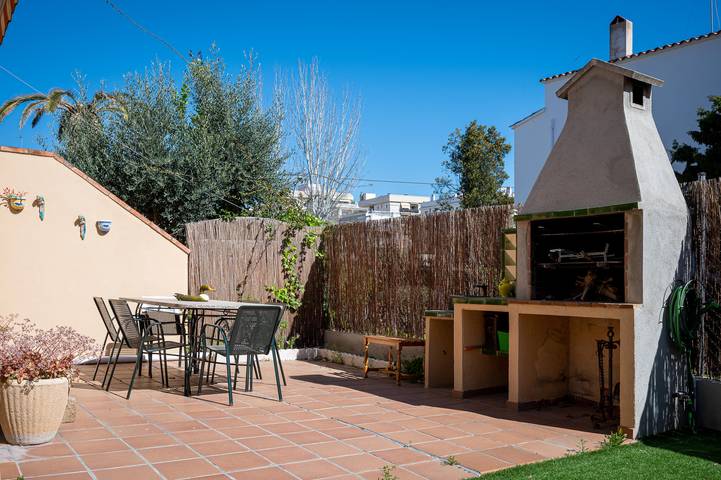 Casa rural para 8 personas, con terraza en Torredembarra - 3