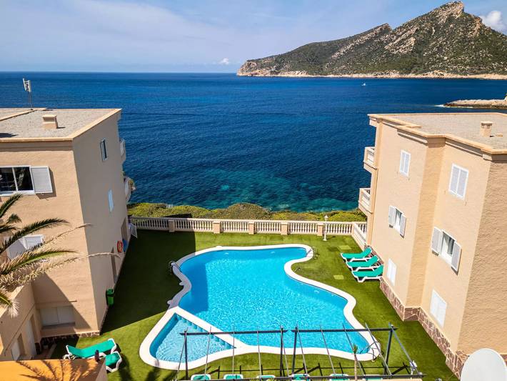 Gîte pour 4 personnes, avec balcon et piscine à Sant Elm