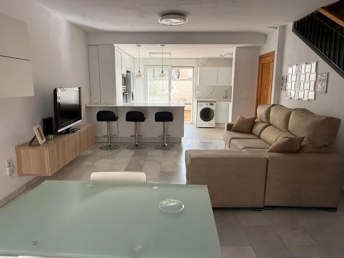 Casa de vacaciones para 7 personas, con terraza y vistas - 1