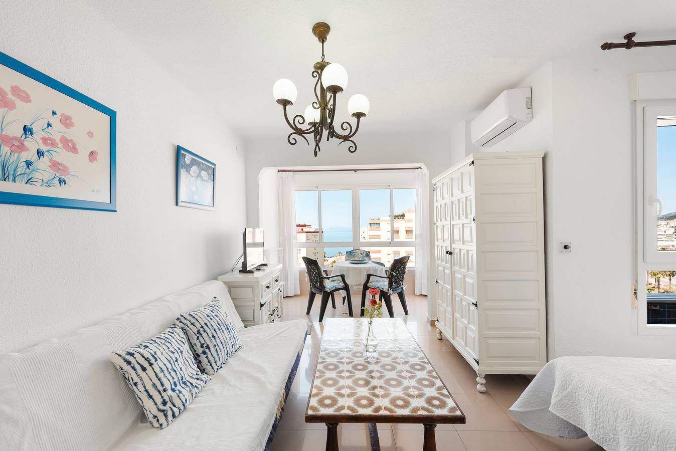 Geheel appartement, Appartement 'Estudio 07-03' met Uitzicht op Zee, Wifi en Airconditioning in Torrox Costa, Torrox