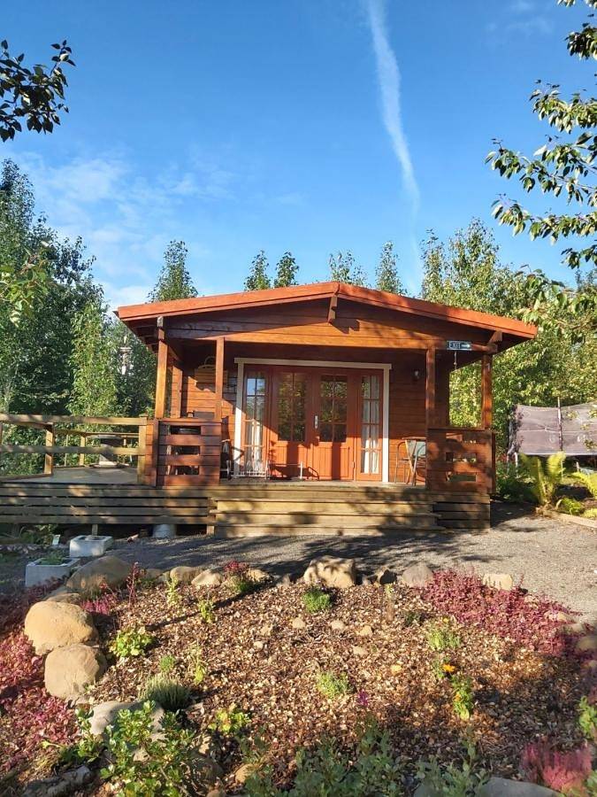 Gîte pour 2 personnes, avec jacuzzi et jardin en Islande - 3