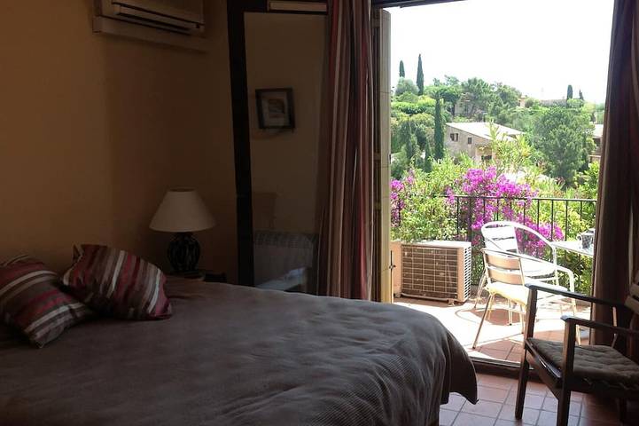 Gîte pour 6 personnes, avec terrasse et jardin, animaux acceptés dans Port de la Figueirette - 2