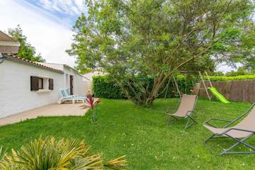 Gîte pour 4 personnes, avec terrasse et jardin dans Courlay Sur Mer