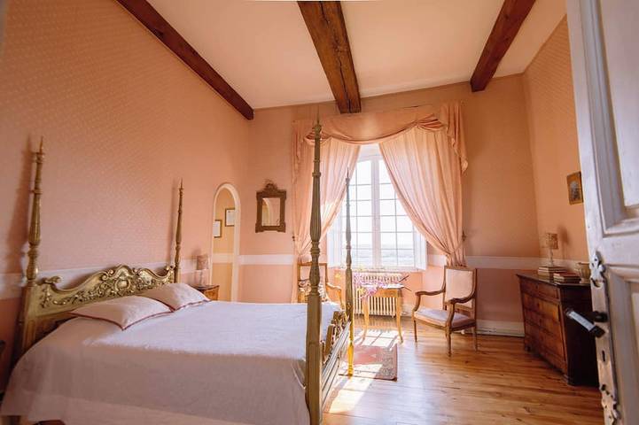 Château de Goudourville XIIIème s, privatisé, 30 couchages, piscine, réception in Goudourville, Quercy