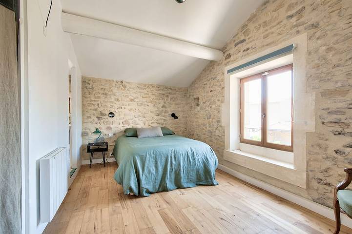 Location de vacances pour 6 personnes, avec jardin et balcon à Aureille - 3