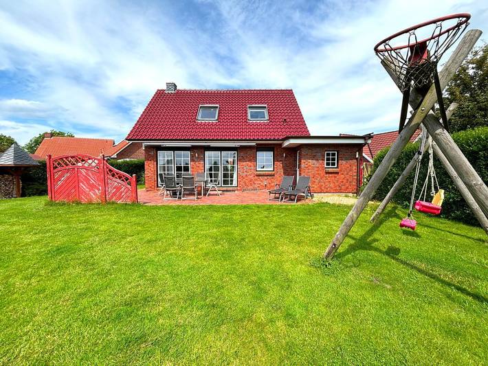 Ferienhaus für 6 Personen, mit Terrasse und Garten sowie Sauna in Brasilien (Ostsee) - 2