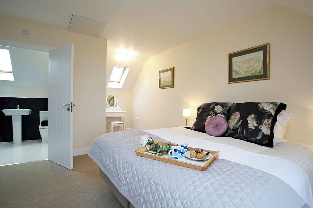 3 bedroom accommodation in Felixstowe in Felixstowe, Suffolk