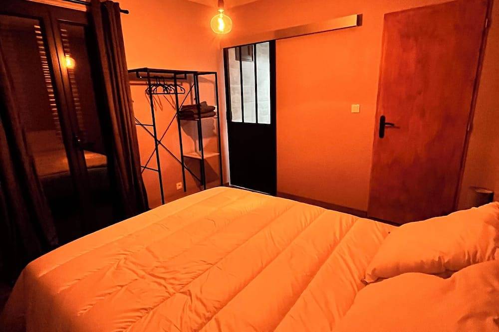 ✨ Maison 130m2 cosy avec jacuzzi & vue sur les montagnes – 10 couchages ✨ in Cierp-Gaud, Pyrénées