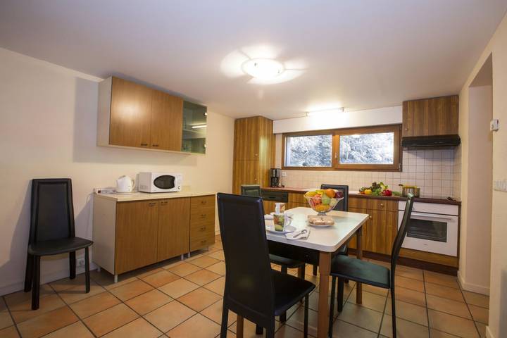 Chalet für 9 Personen, mit Terrasse in Chamonix - 4