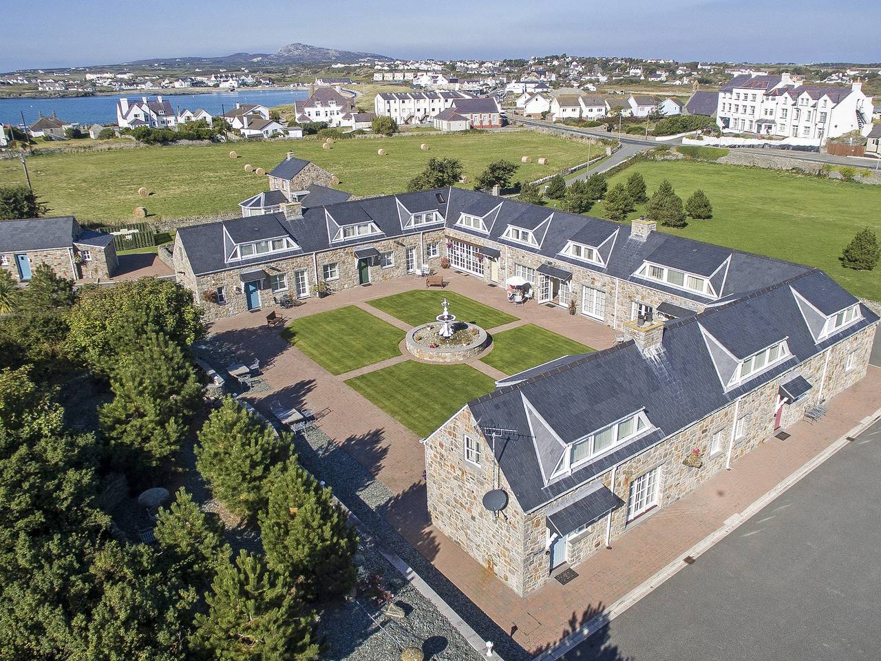 Tyn Towyn - The Stables in Trearddur Bay, Isle of Anglesey