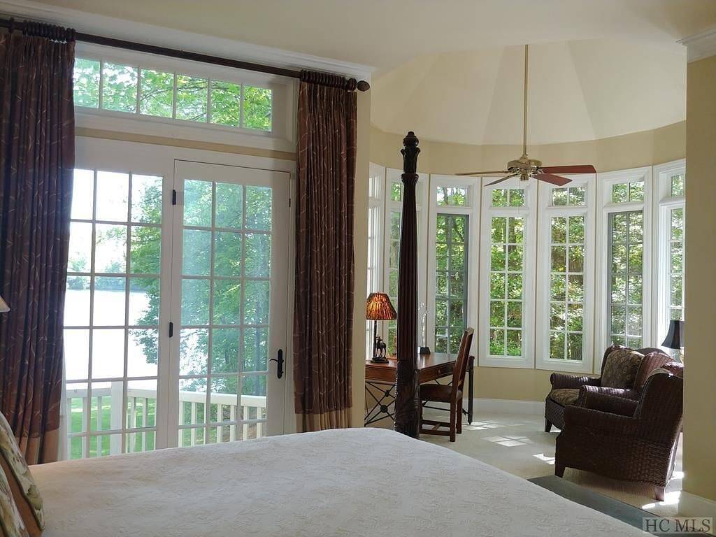 Lakefront Estate! Lake Toxaway Golf Club / Spa / Tennis / Bootfahren / Wandern / Angeln! in Lake Toxaway