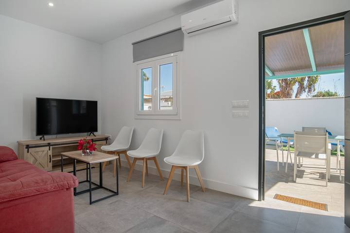 Ferienhaus 'Casa Verde Agua' mit privatem Pool, WLAN und Klimaanlage in Conil de la Frontera, Costa de la Luz