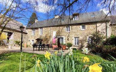 Maison d’hôte pour 2 personnes, avec jacuzzi ainsi que terrasse et sauna à Taupont