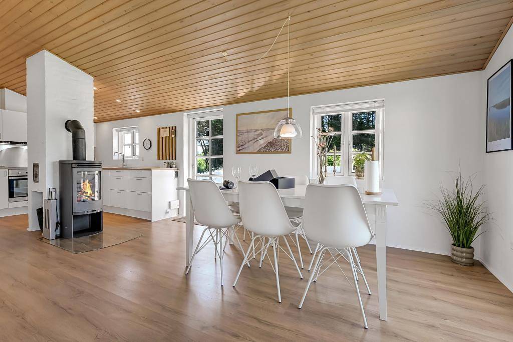 Geschützt liegendes, modern eingerichtetes Ferienhaus nahe der dänischen Nordsee in Tim, Ulfborg