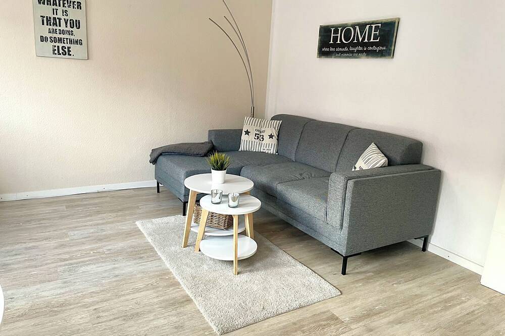 Ganze Wohnung, Sonnendurchflutete Ferienwohnung mit Mini-Meerblick im schönen Ostdorf in Juist