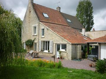 Location de vacances pour 2 personnes, avec vue et jardin à Crépon (Calvados)
