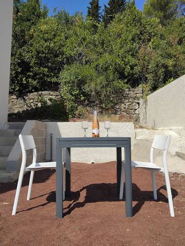 Gîte pour 2 personnes, avec jardin dans Occitanie