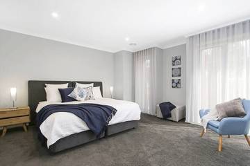 Holiday Home for 16 People in Yarrawonga, Shire of Moira, Photo 1