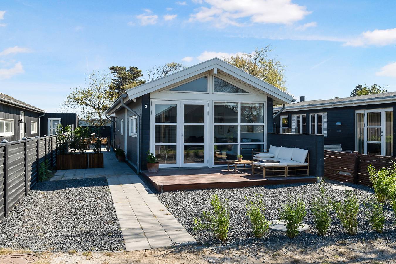 Lækkert sommerhus et stenkast fra vandkanten in Karrebæksminde, Enø