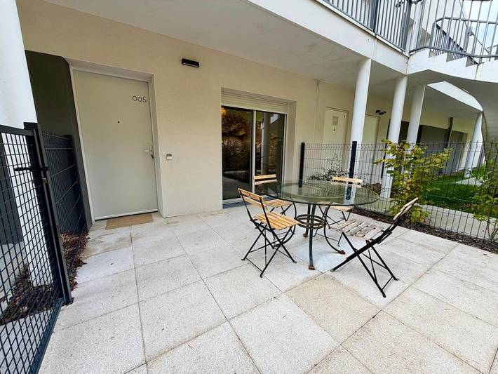 Gîte pour 3 personnes, avec terrasse, animaux acceptés à Le Poiré-sur-Vie - 2